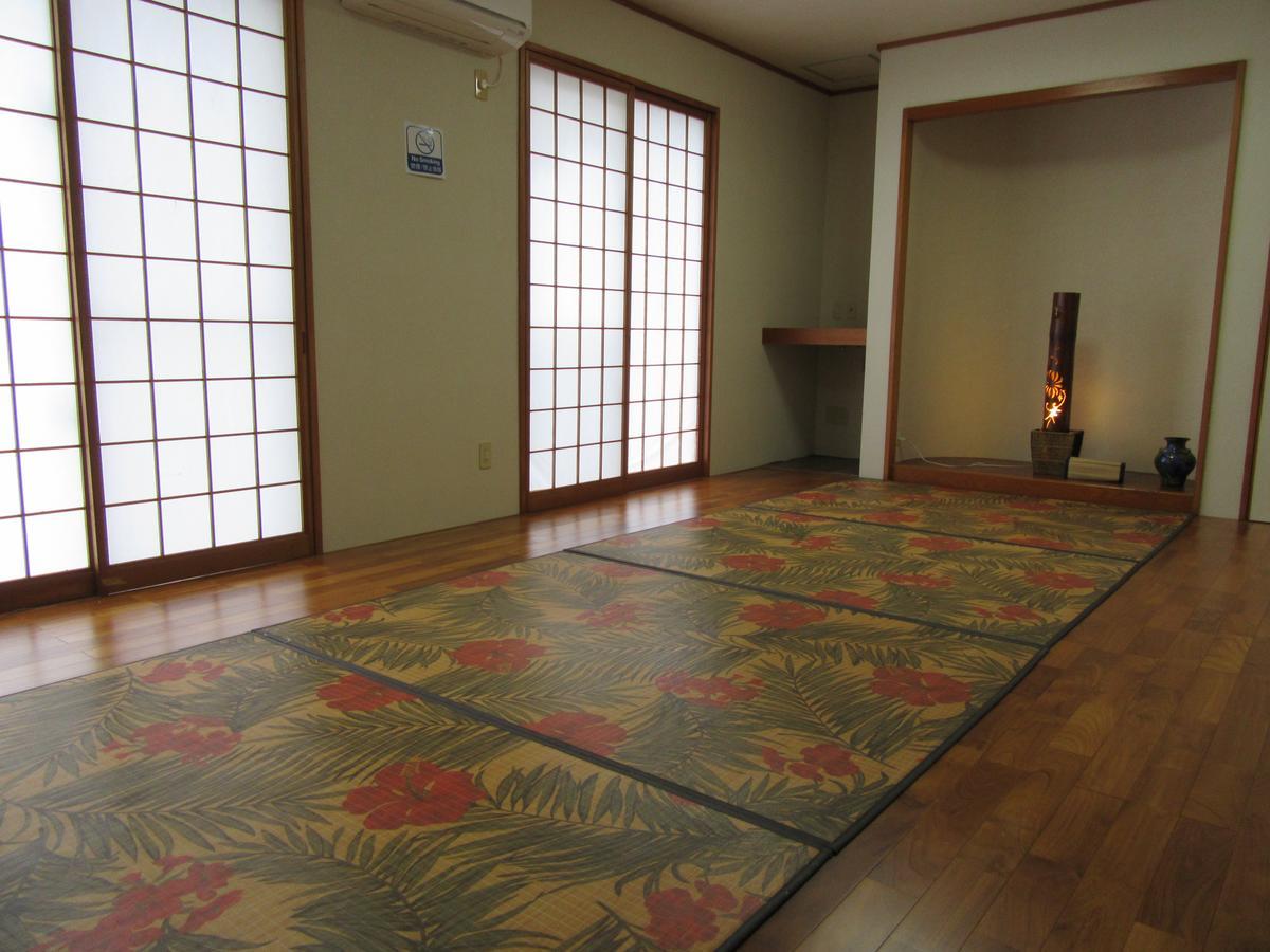 Guest House Diamond 요미탄 외부 사진
