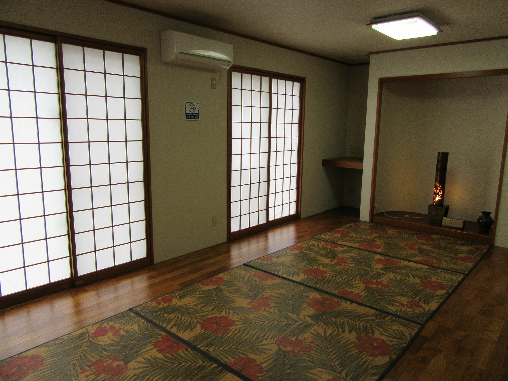 Guest House Diamond 요미탄 외부 사진